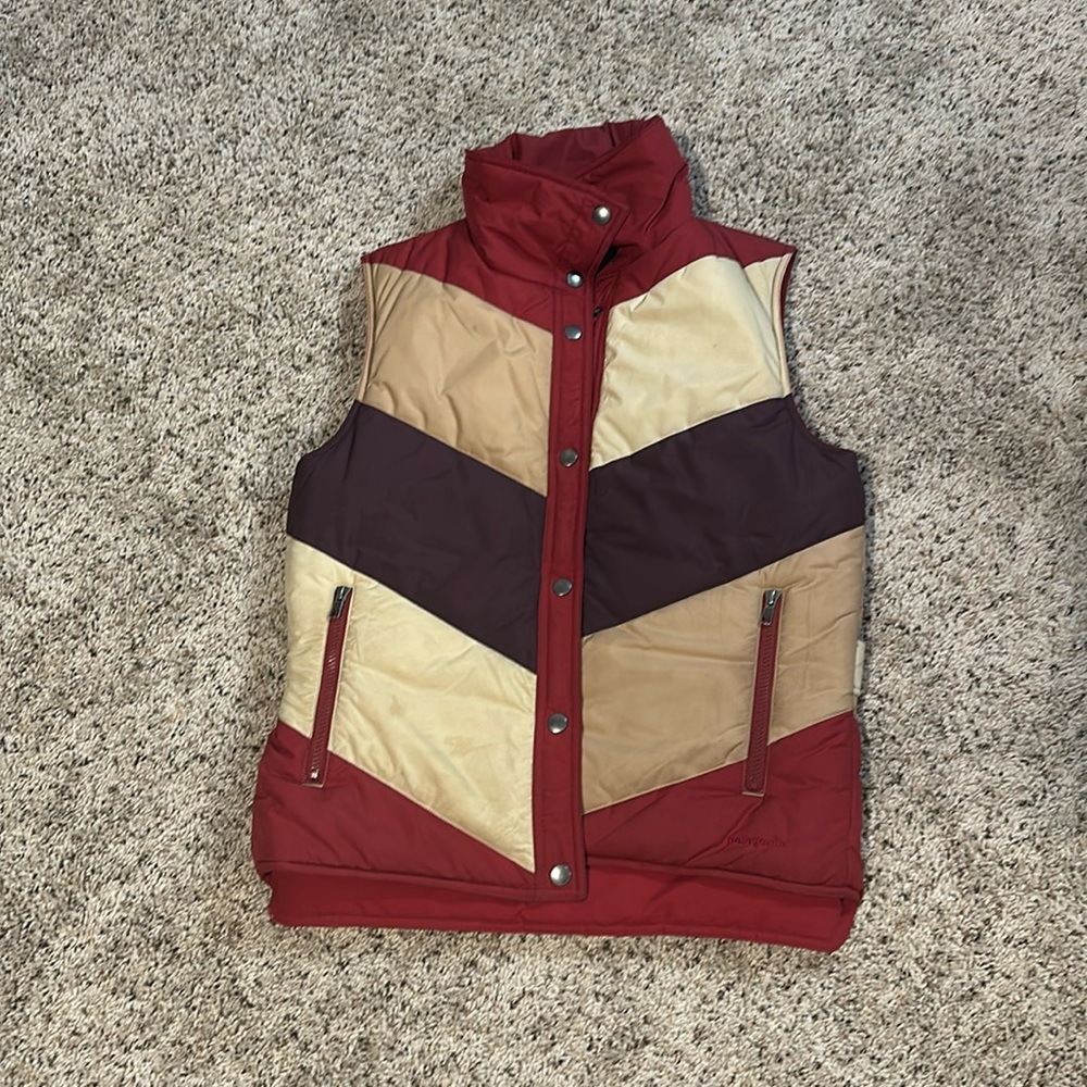 Women’s Patagonia Reversible vest size M